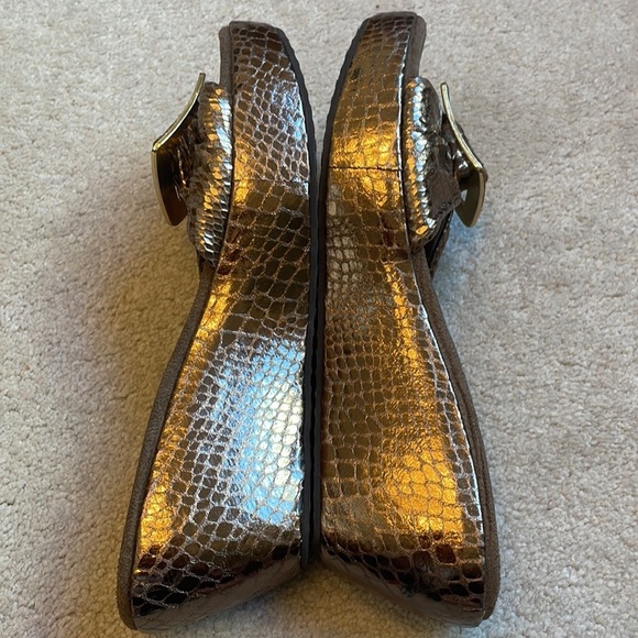 Yellow box, bronze, snake, skin, look, wedge, sandals, slip on Hailey style - Picture 3 of 5